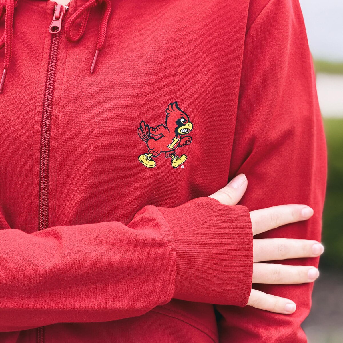 Authentic Brand Women's Walking Cy Cardinal Full Zip logo and sleeve detail